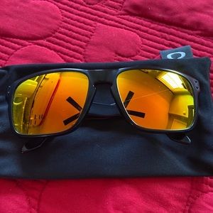 Men’s Holbrook Oakley Sunglasses